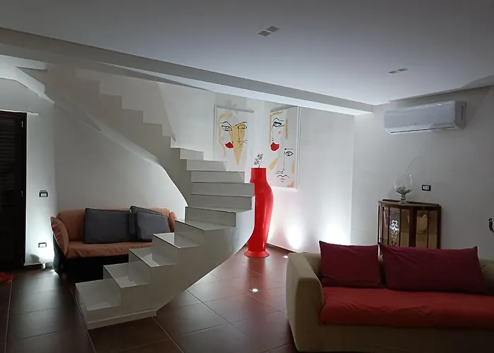 Belvilla By Oyo Modern Villa In Nissoria With Pool