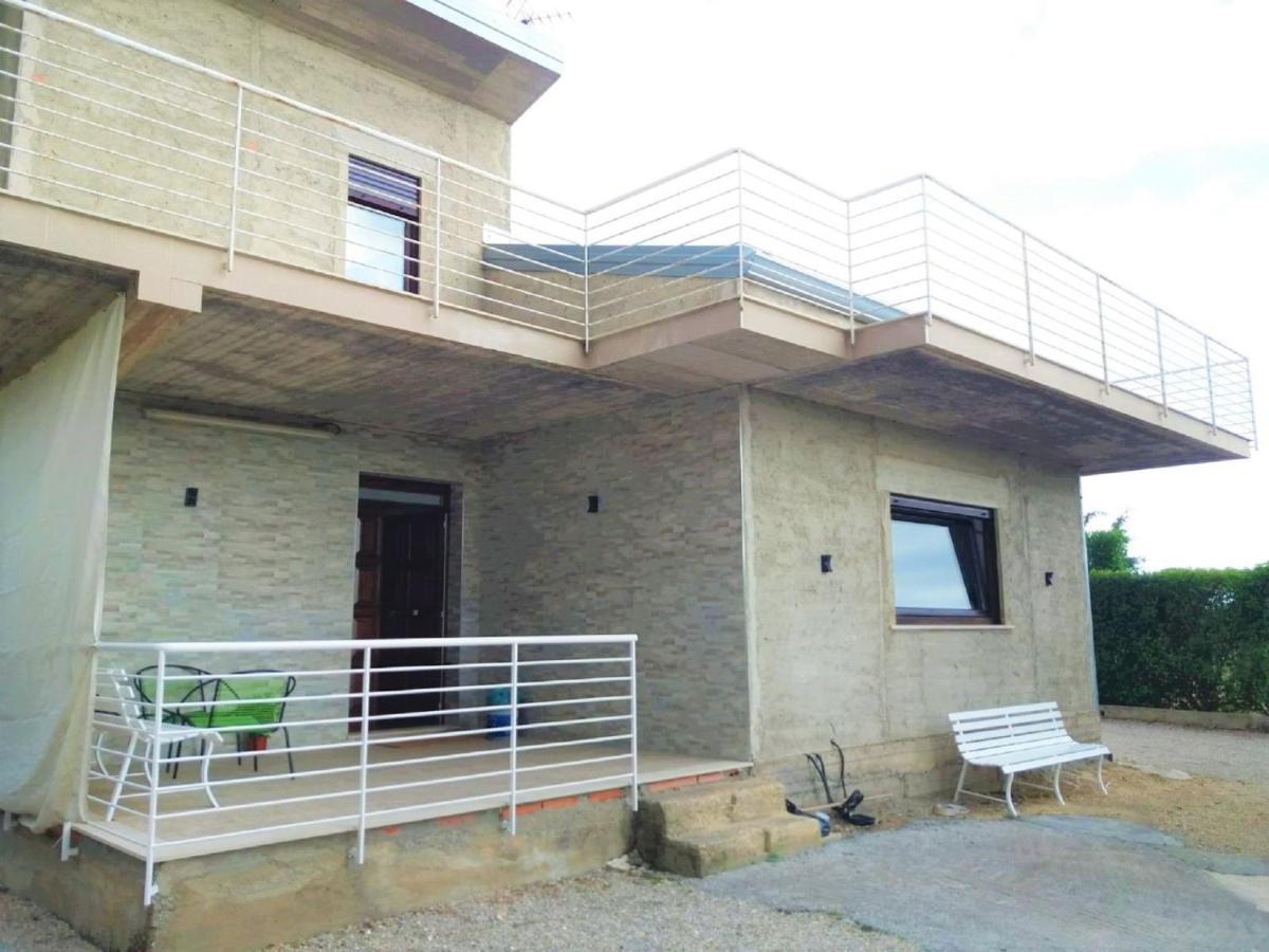 Villa Belvilla By Oyo Modern In With Pool